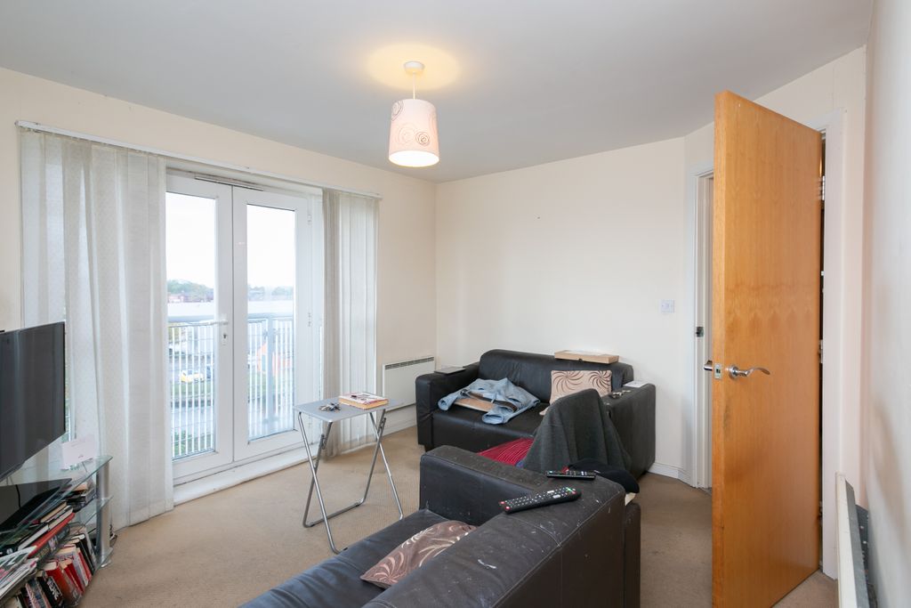 Property photo 3 of 22