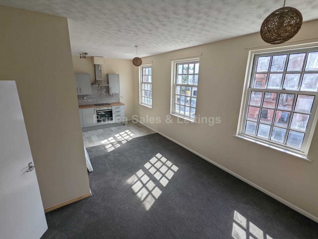 Property photo 2 of 4