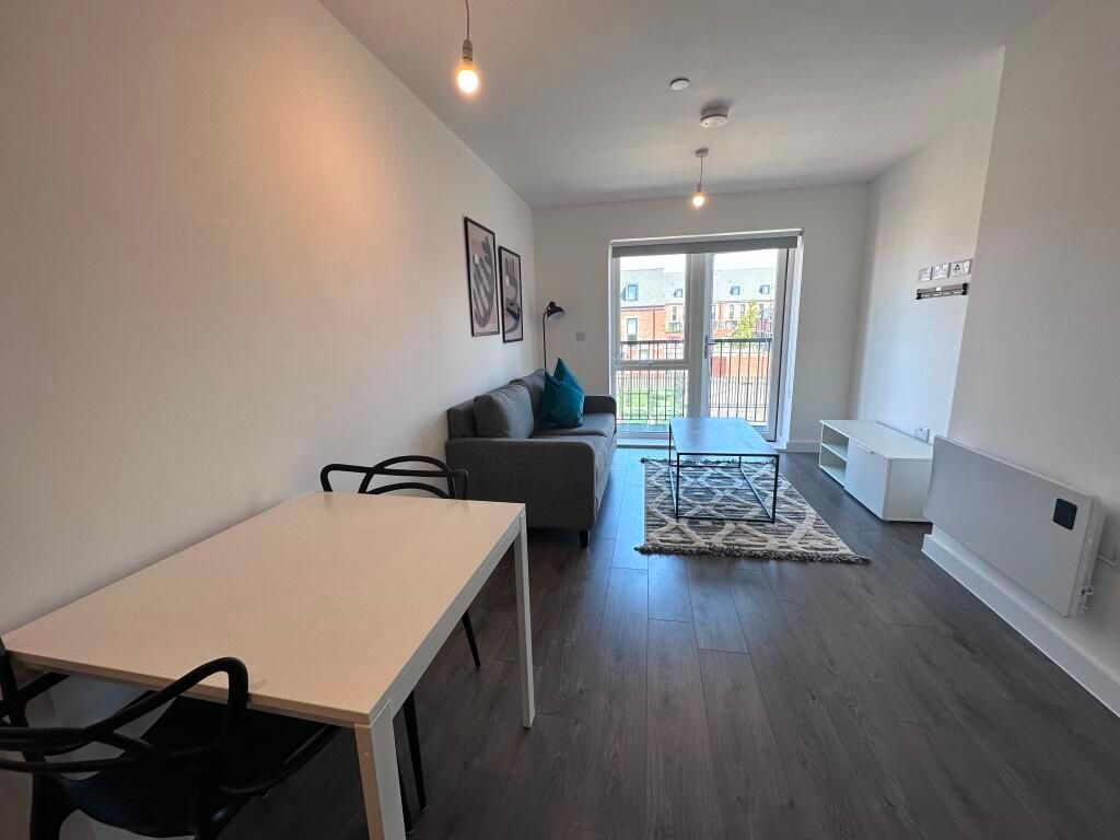 Property photo 2 of 9
