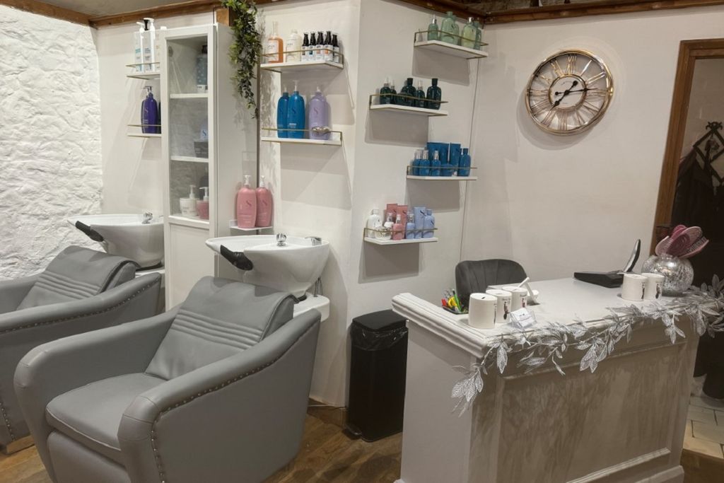 Property photo 3 of 7