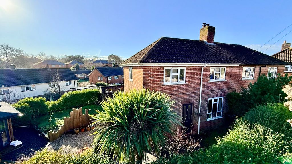 Property photo 1 of 21