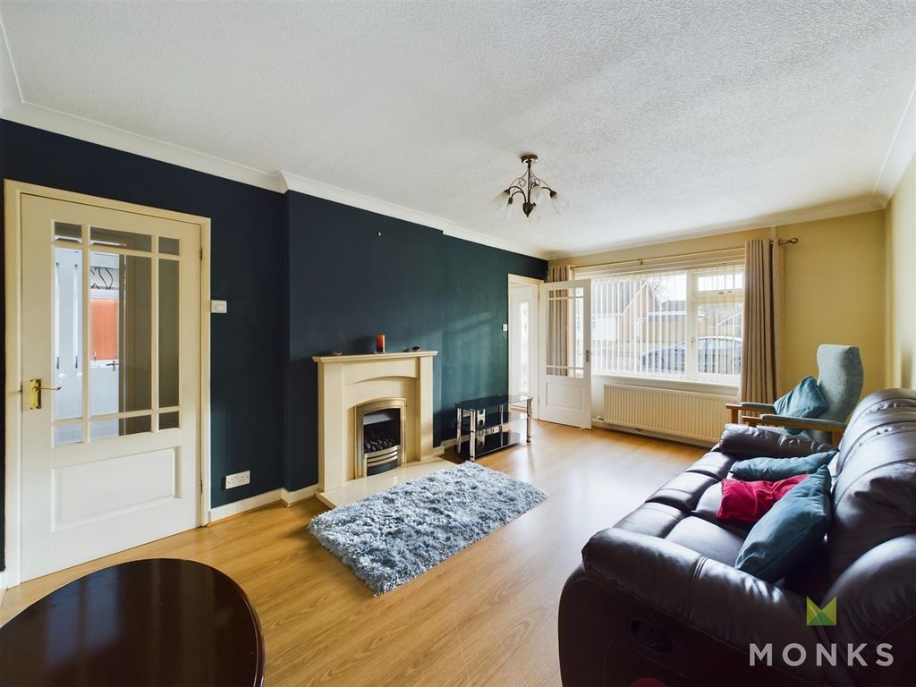 Property photo 3 of 10 Cam01520G0-Pr0112-Still003.Jpg