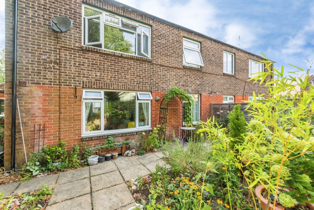Property photo 2 of 12