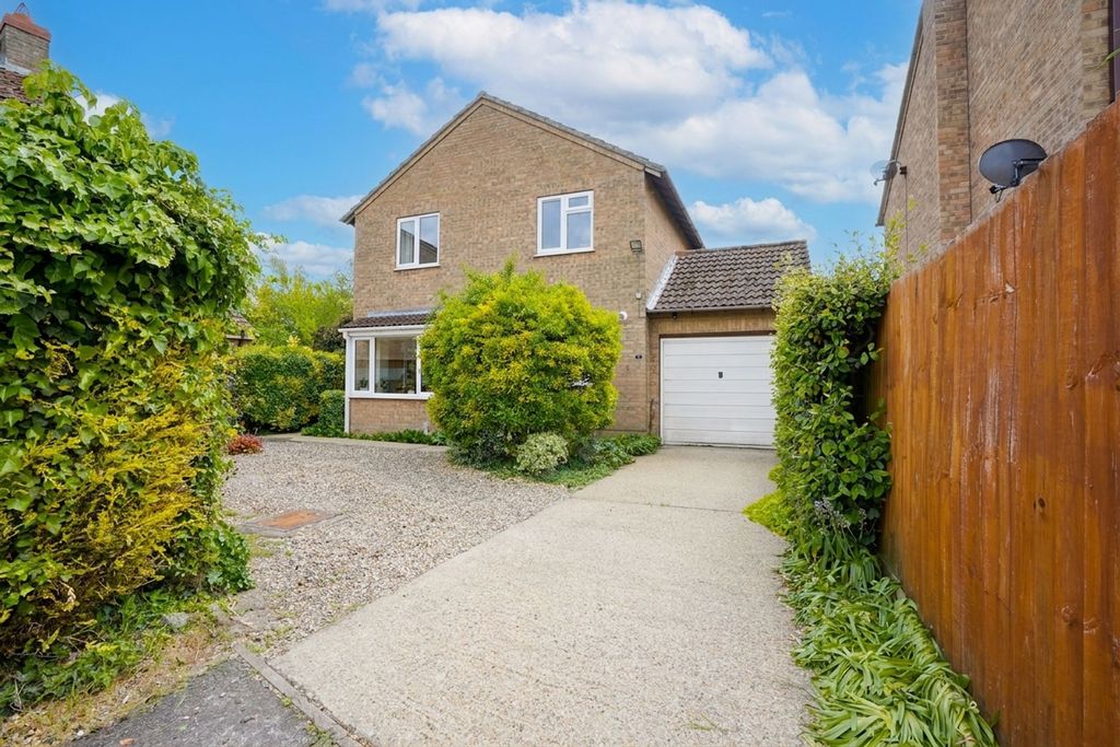Property photo 1 of 16