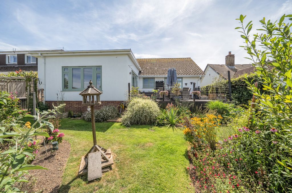 Property photo 3 of 23 1487934-2-6A4Bf93...