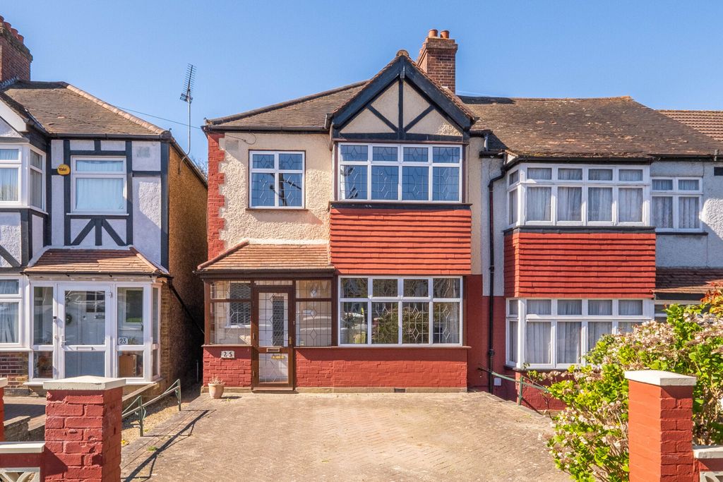 Property photo 2 of 18 Picture No. 03