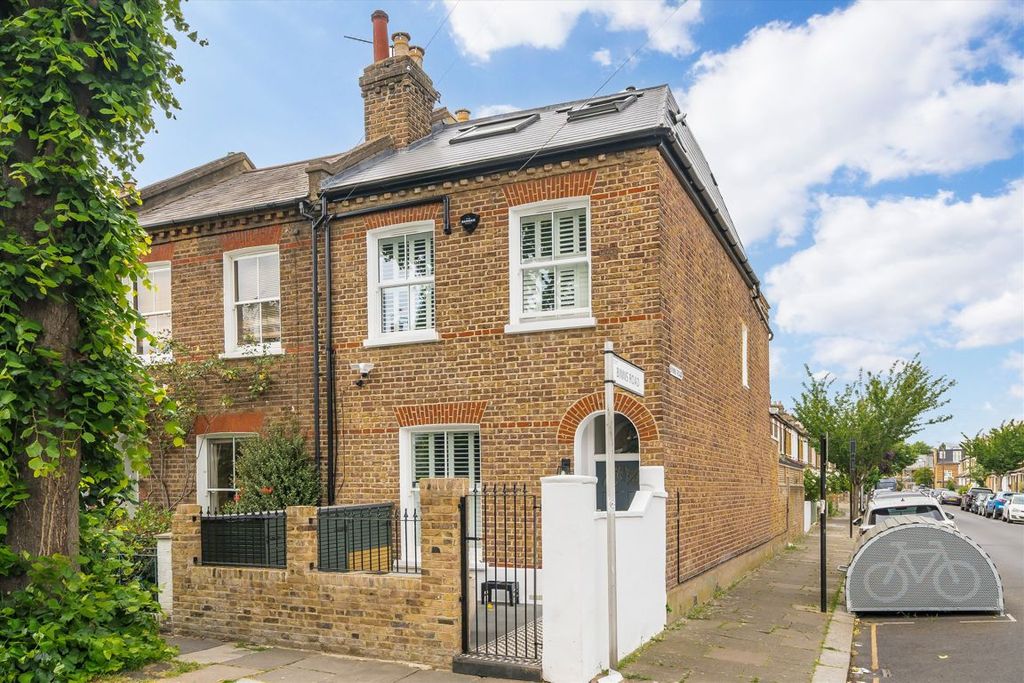 Property photo 1 of 10