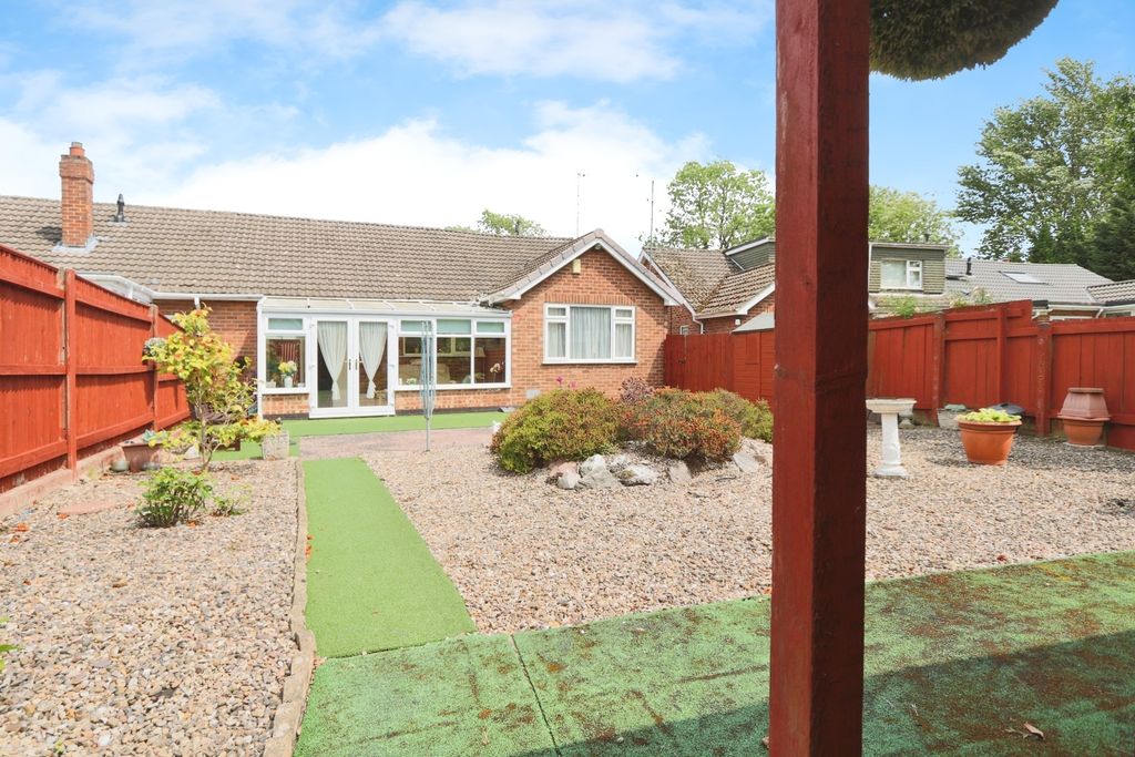 Property photo 2 of 13 4235716