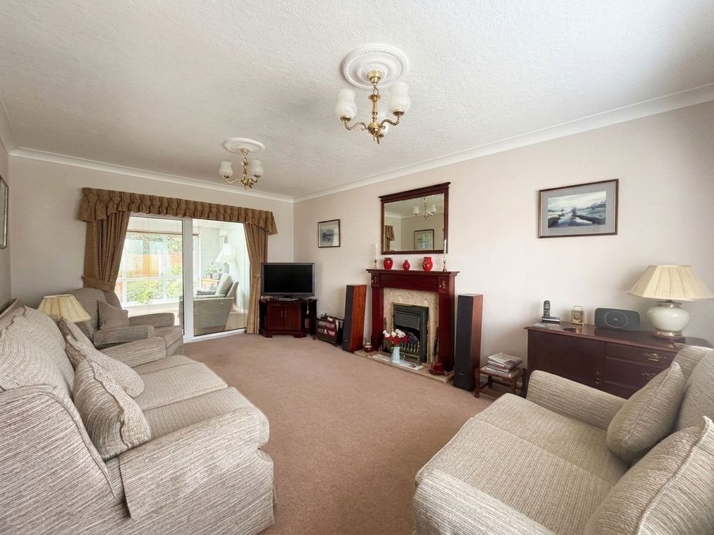 Property photo 3 of 30
