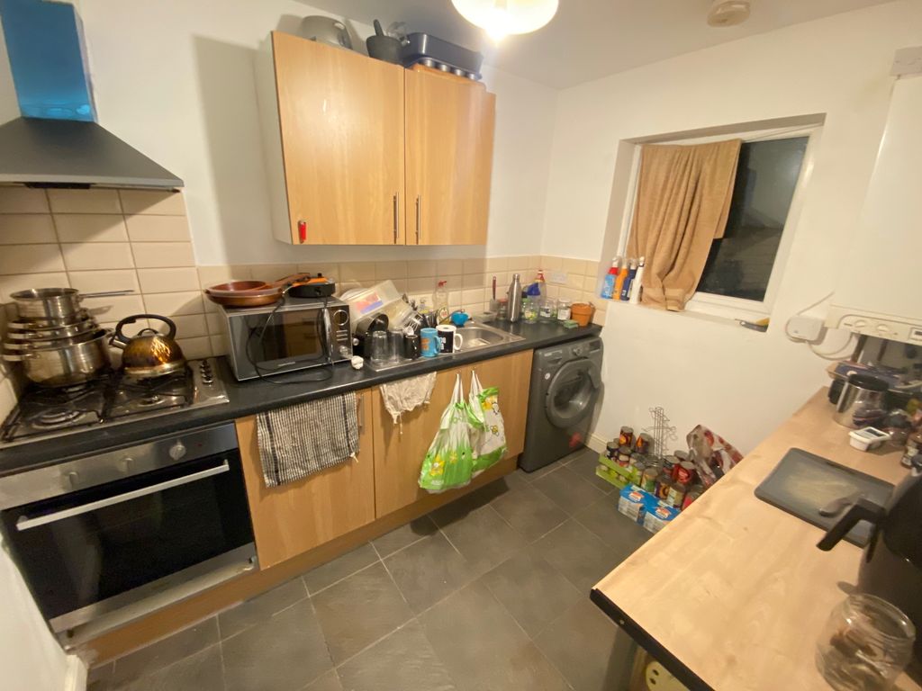 Property photo 1 of 3