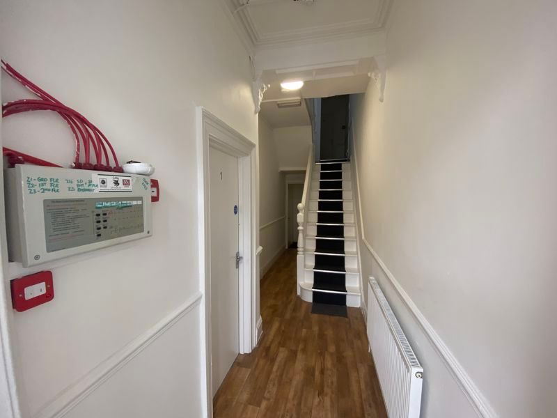 Property photo 2 of 5 Entrance Hall