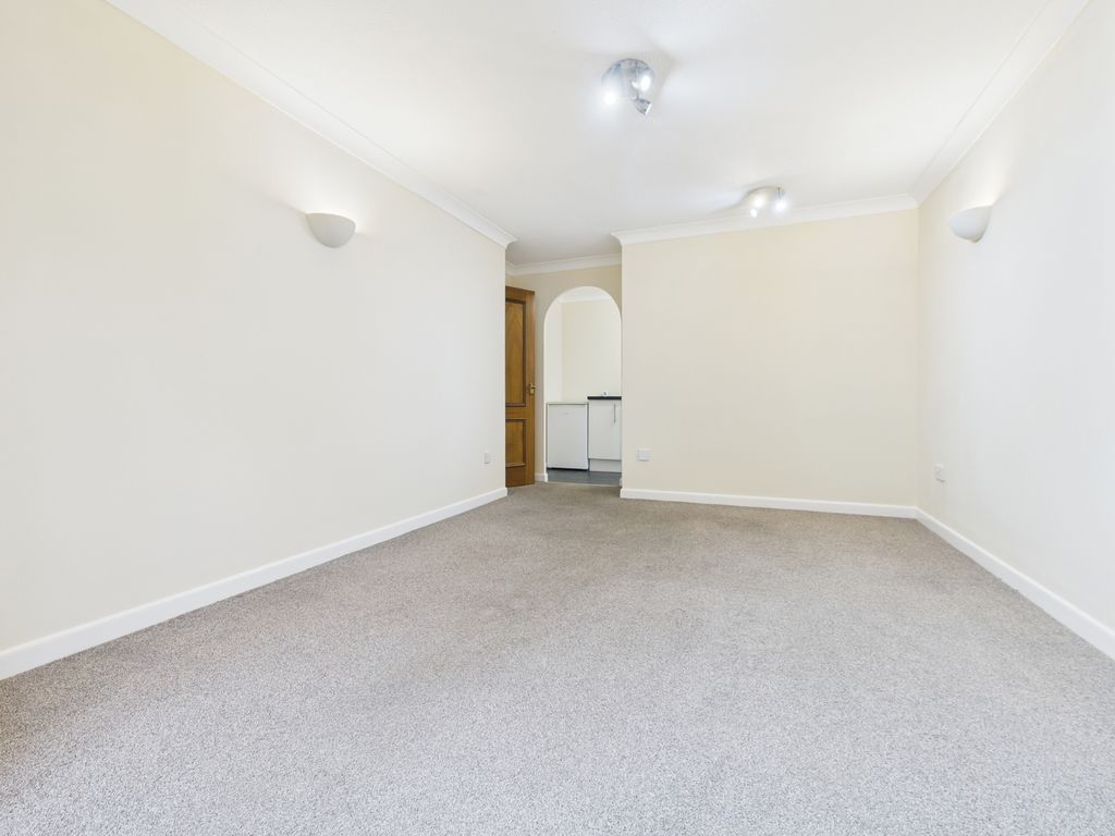 Property photo 3 of 11