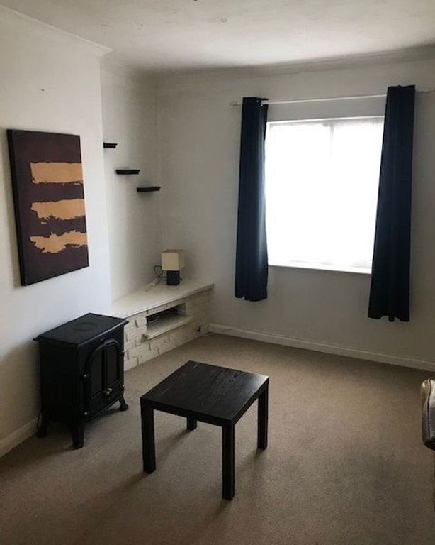 Property photo 3 of 5