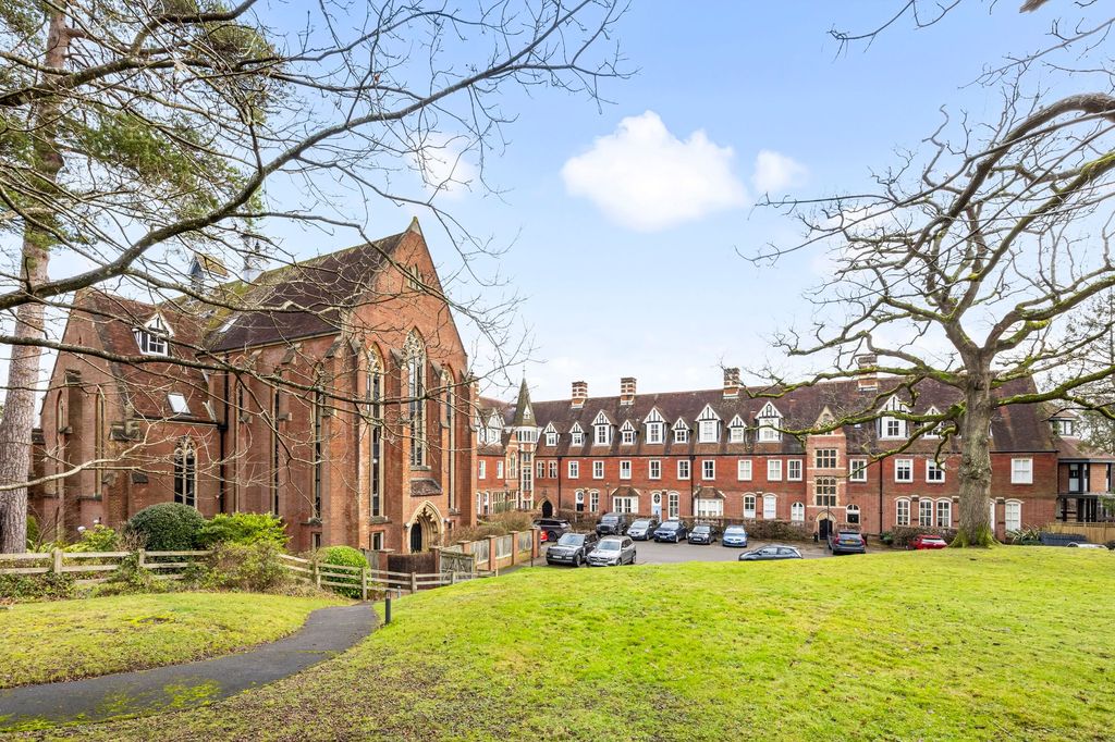 Additional image 16 of 3 bed flat for saleBolnore Road, Chapel Heights Bolnore Road RH16