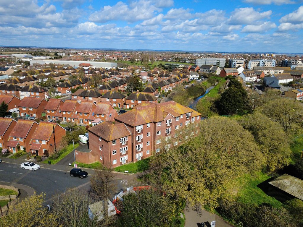 Property photo 1 of 16