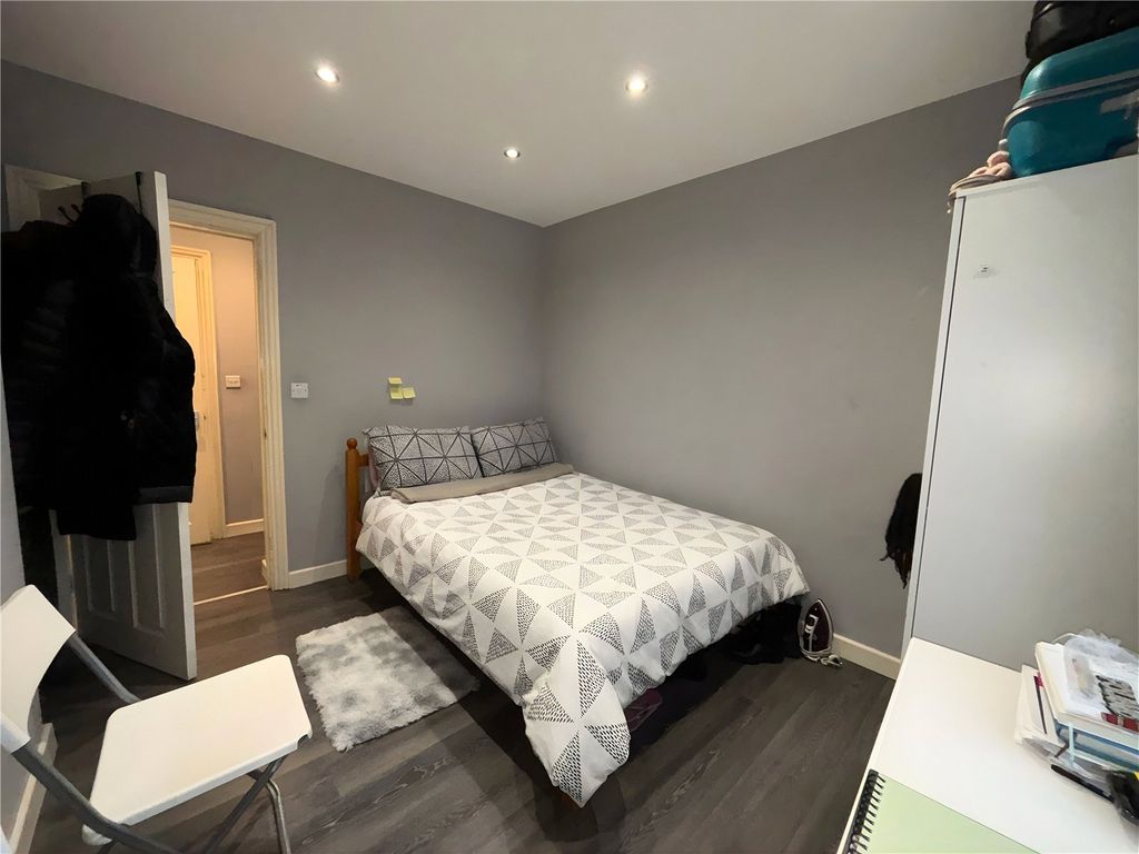 Property photo 3 of 13 Picture No. 08