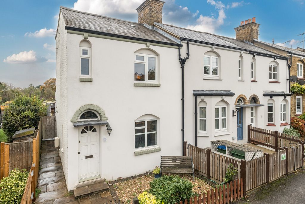 Property photo 1 of 17 1376917-1-6911c92...