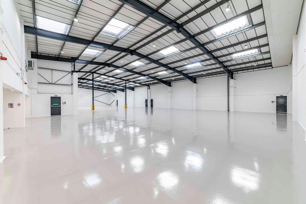 Property photo 2 of 5 Heron Industrial Estate