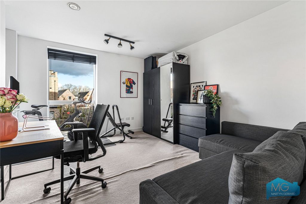 Property photo 3 of 20 Picture No. 07