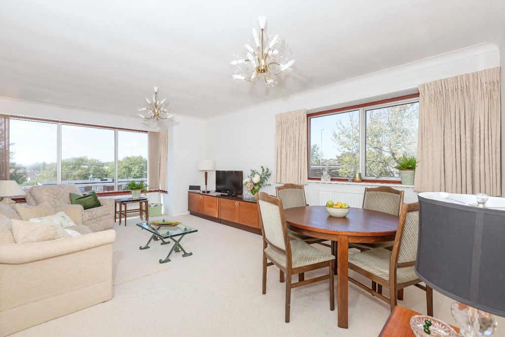 Property photo 2 of 10 Gannett_1.Jpg