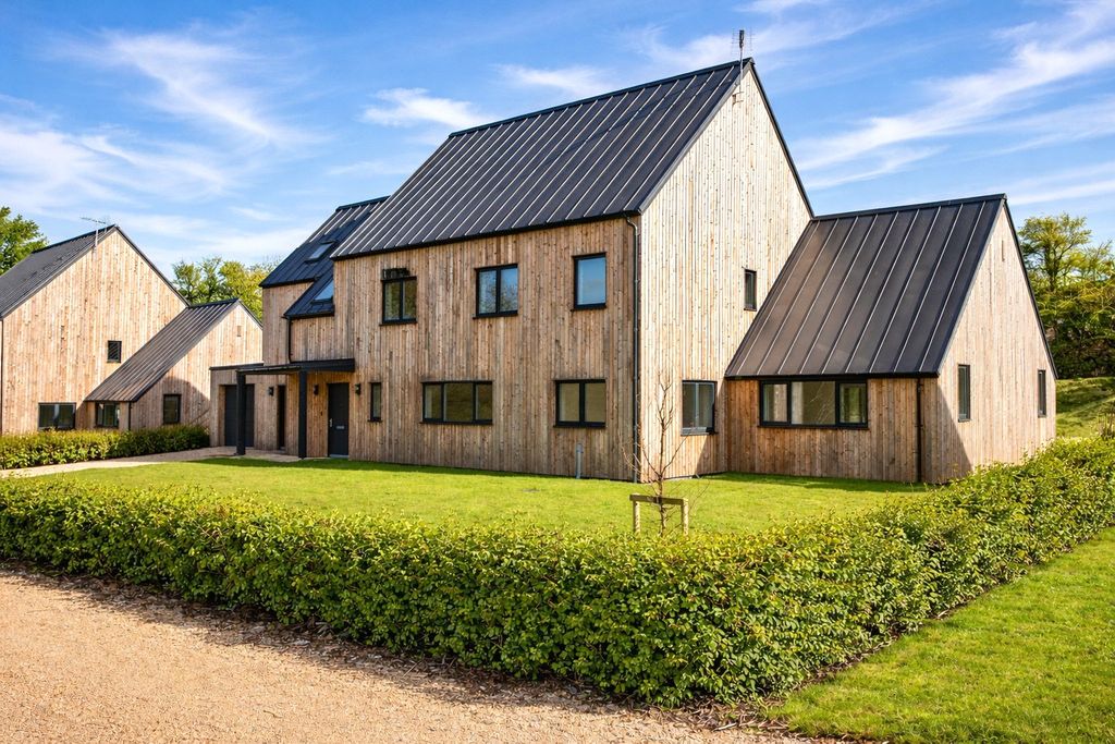 Property photo 1 of 17 Front