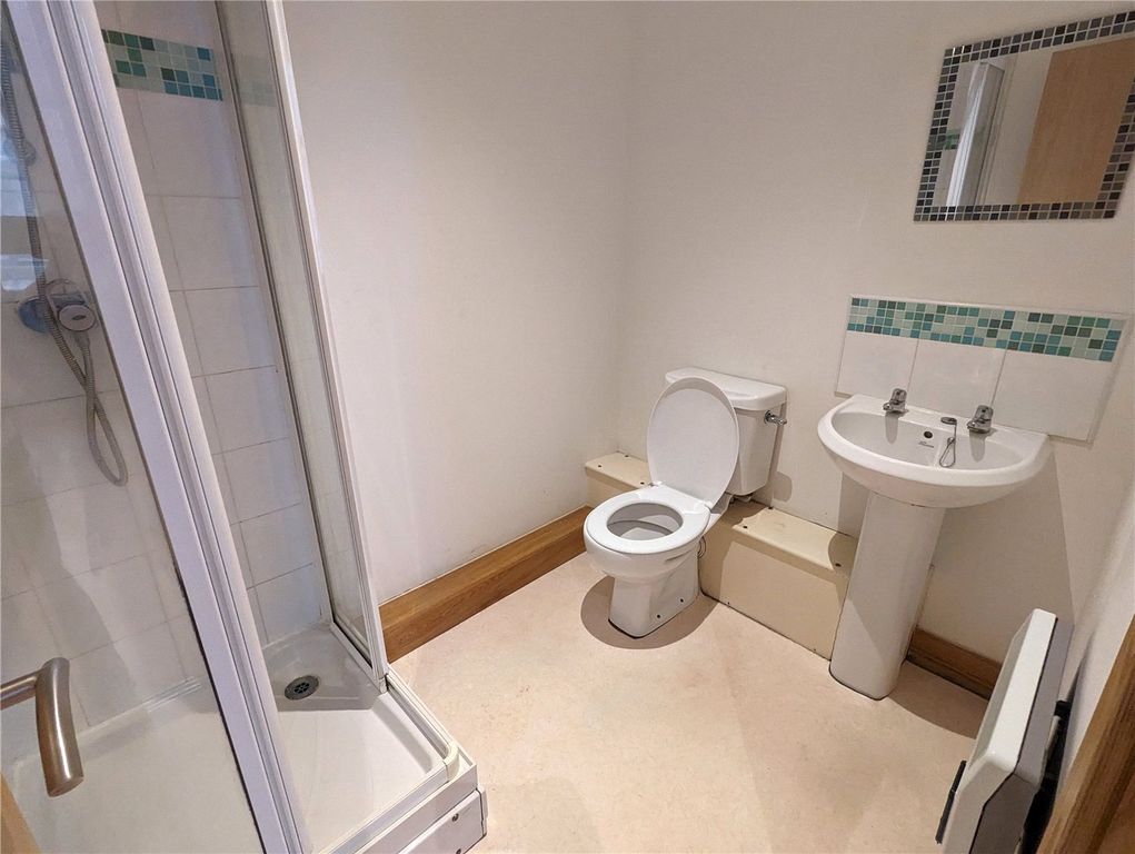 Property photo 3 of 9 Picture No. 15