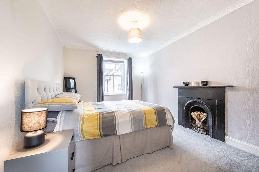 Additional image 4 of 3 bed flat for saleHopetoun Road, South Queensferry EH30