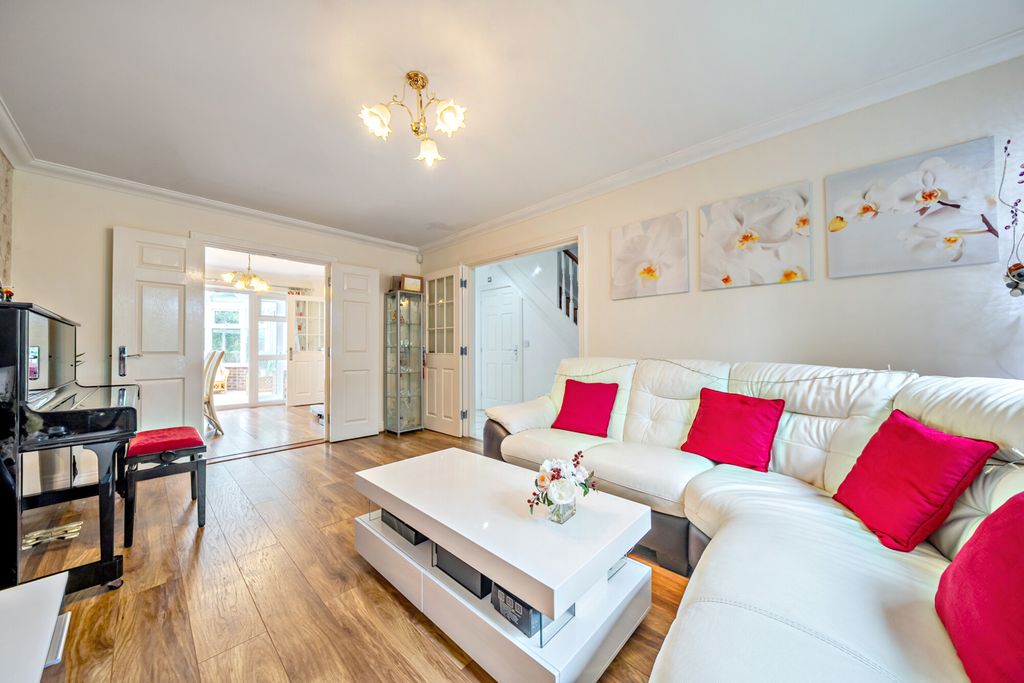 Property photo 3 of 23 1481760-22-6A38Fb...