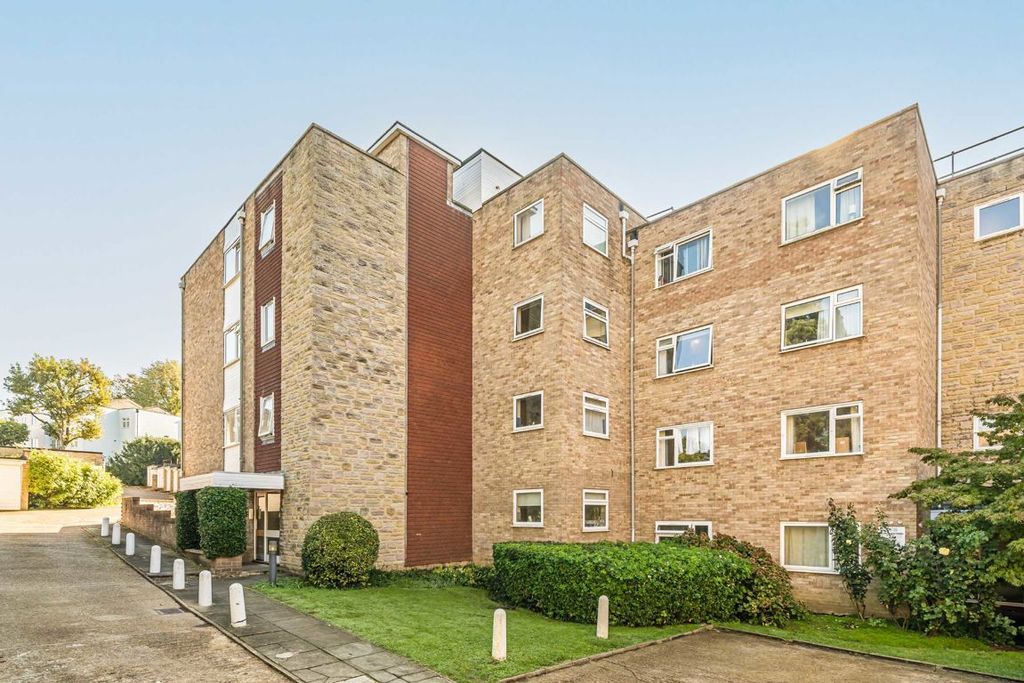 Property photo 3 of 5