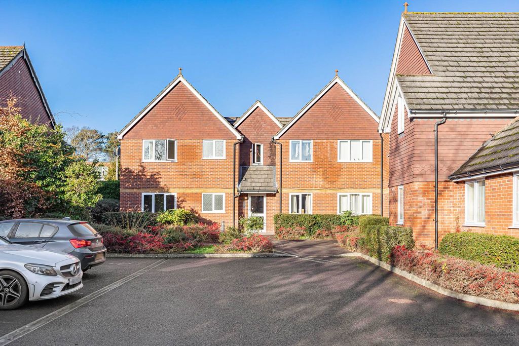 Property photo 1 of 14