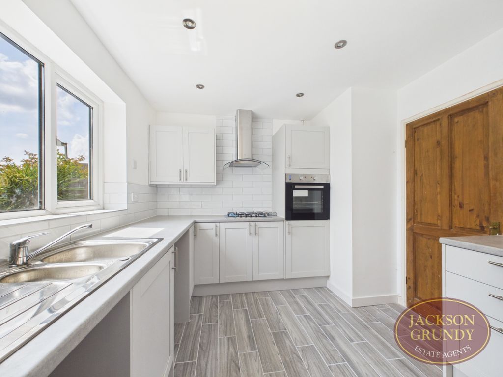 Property photo 3 of 14 Grange Road