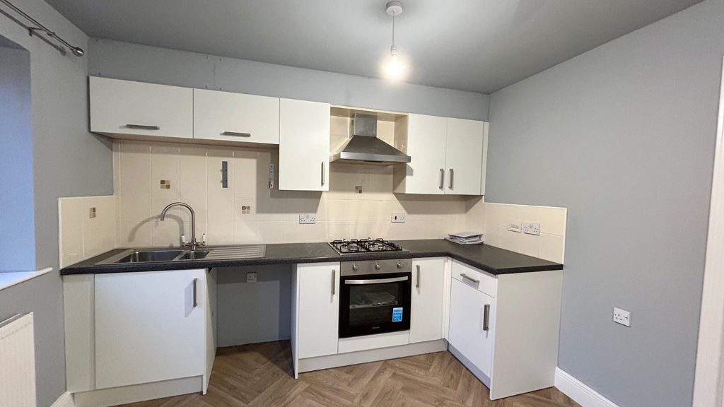 Property photo 3 of 9 Picture No. 08