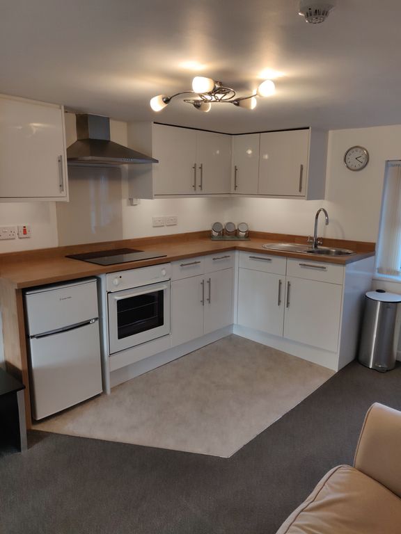 Property photo 1 of 6 Kitchen