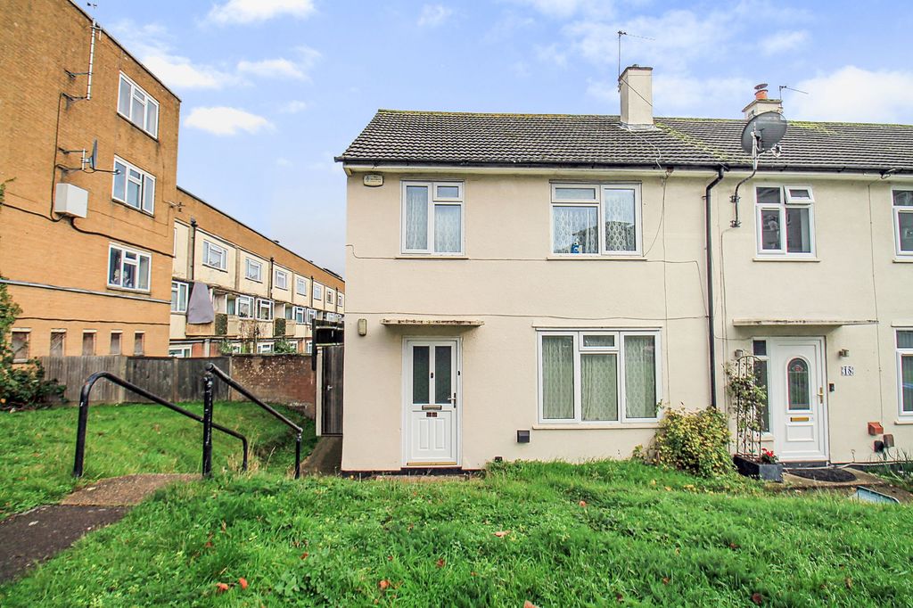 Property photo 1 of 13