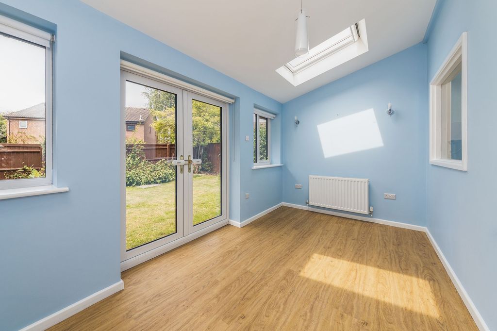 Property photo 3 of 18