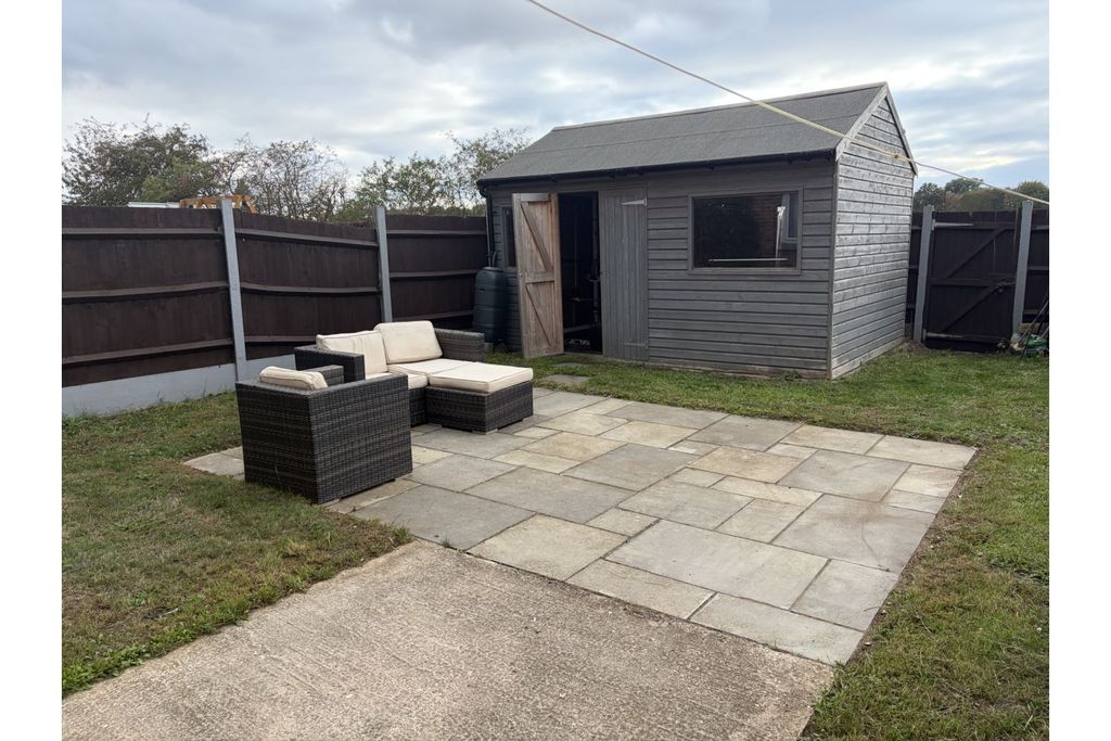 Property photo 2 of 10