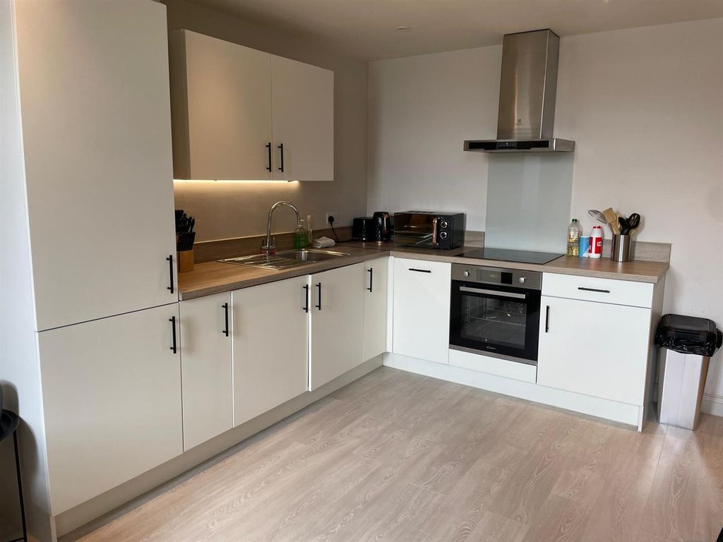 Property photo 3 of 18 Photo-2025-08-07-13-10-06 20.Jpg