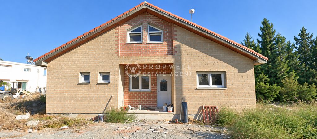 Property photo 2 of 6