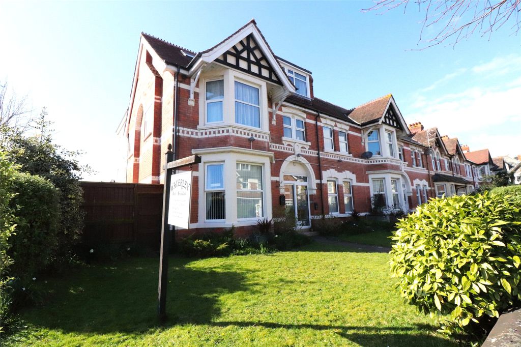 Property photo 1 of 23 Picture No. 24
