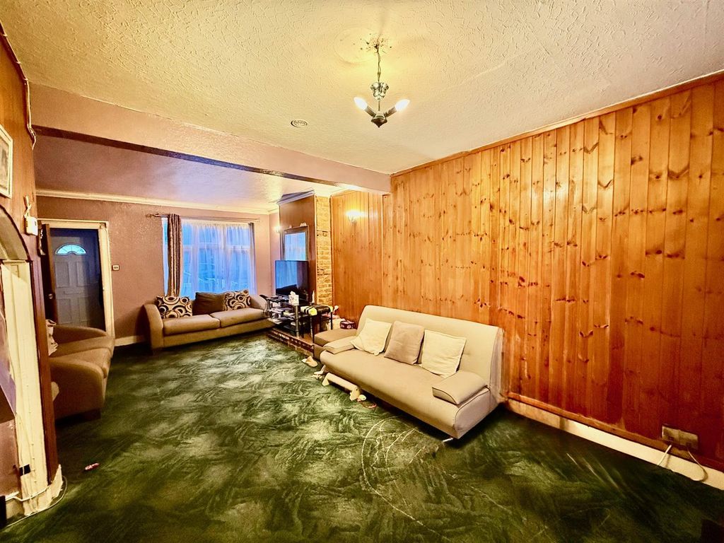 Property photo 3 of 11 Img_2407.Jpeg