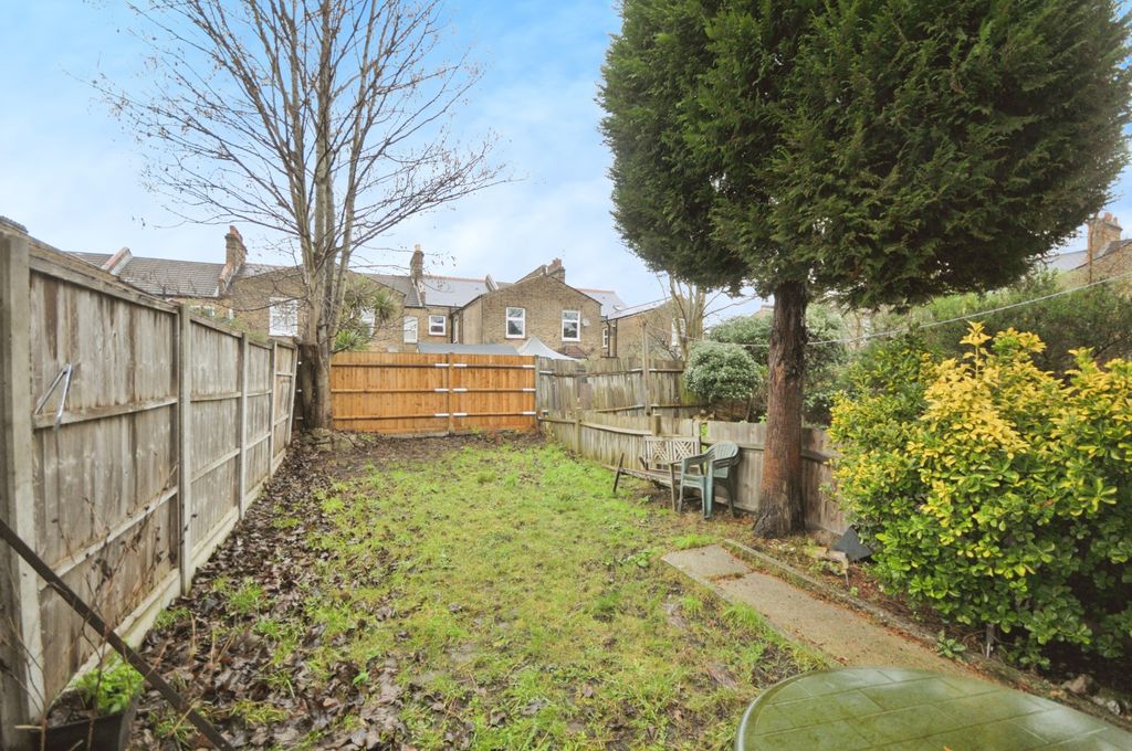 Property photo 3 of 11 Photography