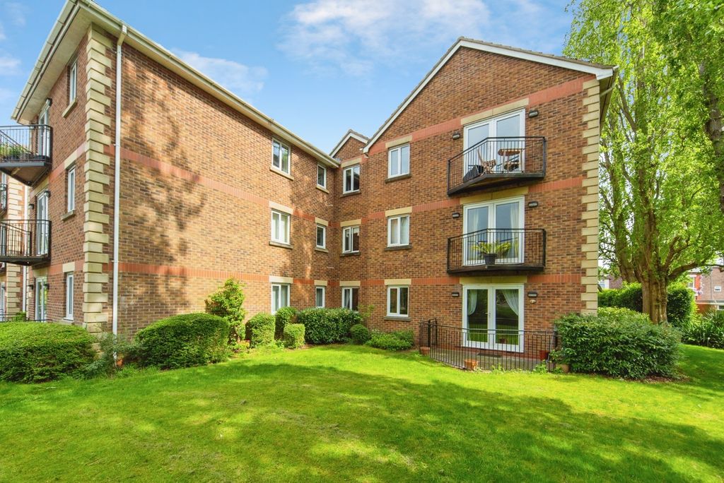 Property photo 1 of 18 Pbox-Img.Jpg