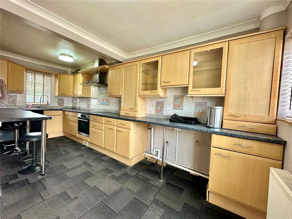 Property photo 2 of 13 Picture No. 01