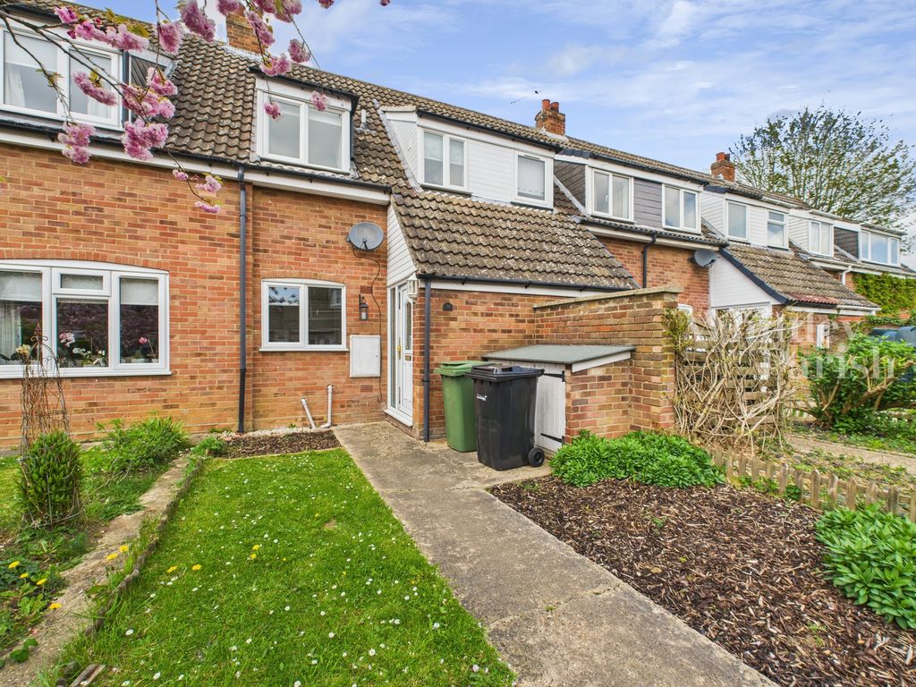 Property photo 1 of 14 Cam01915G0-Pr0519-Still018