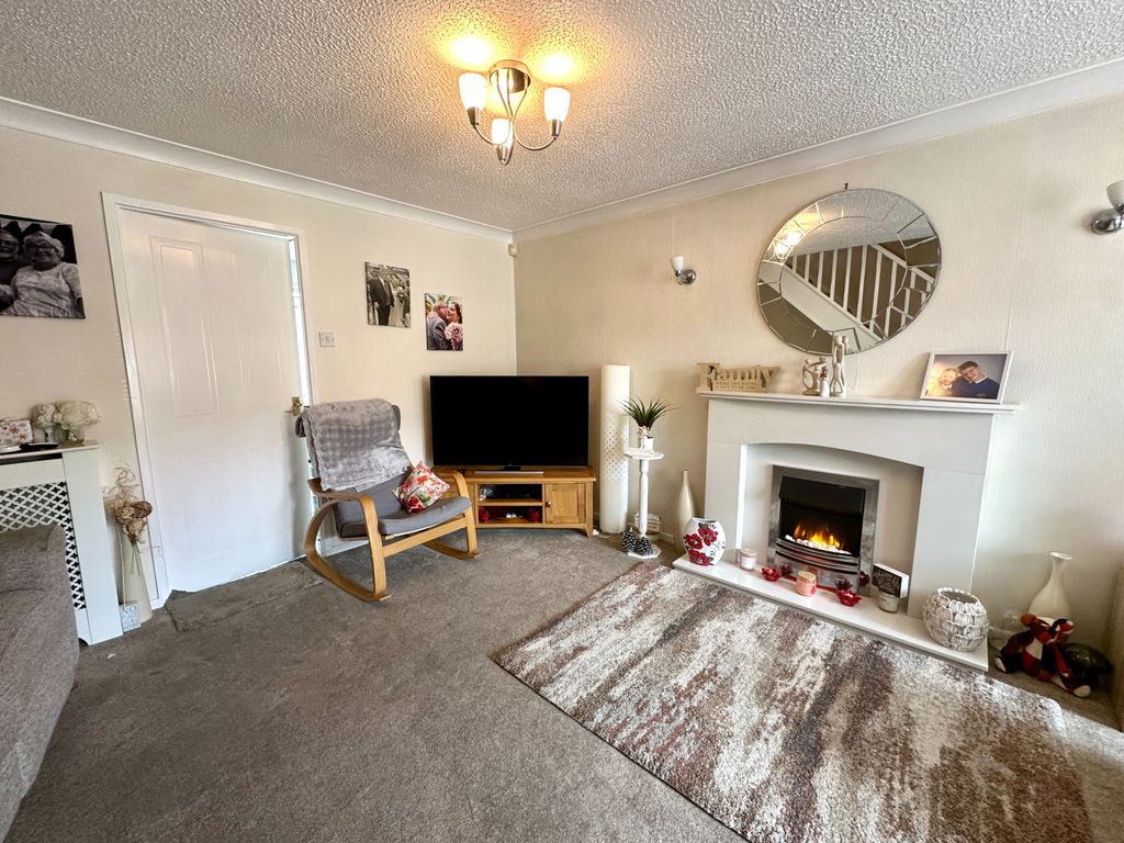 Property photo 3 of 22