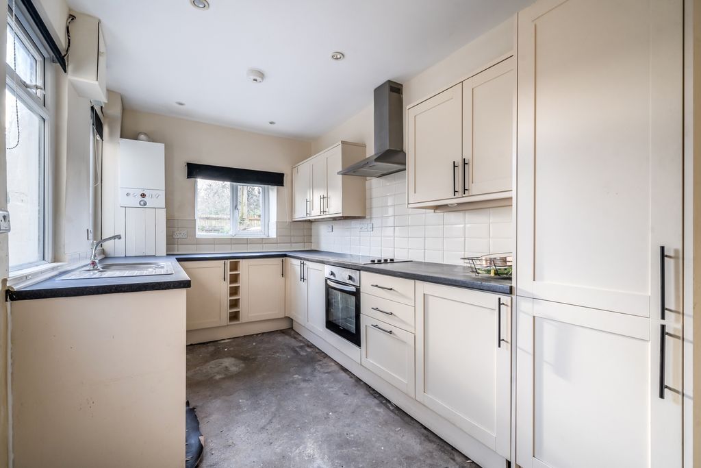 Property photo 2 of 21 1386587-16-694531226F28F