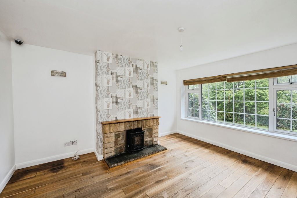 Property photo 2 of 18 Photo