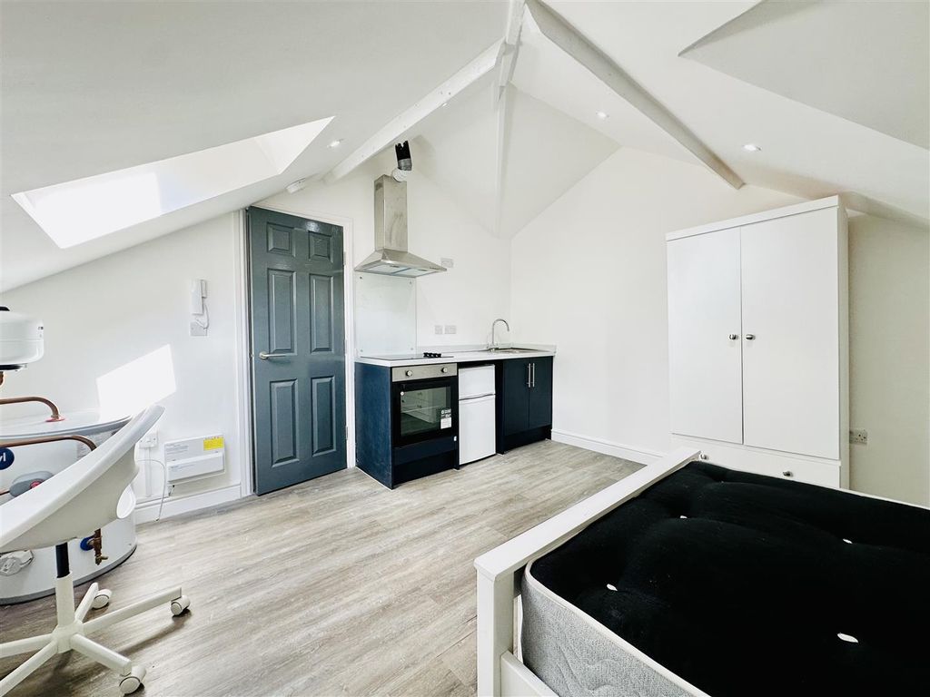 Property photo 3 of 7 Image00003.Jpeg