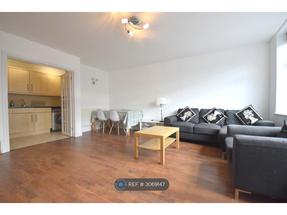 Property photo 2 of 12