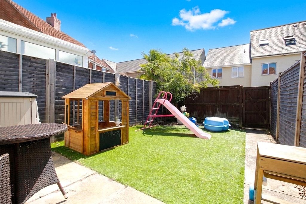 Property photo 2 of 15 Picture No. 06
